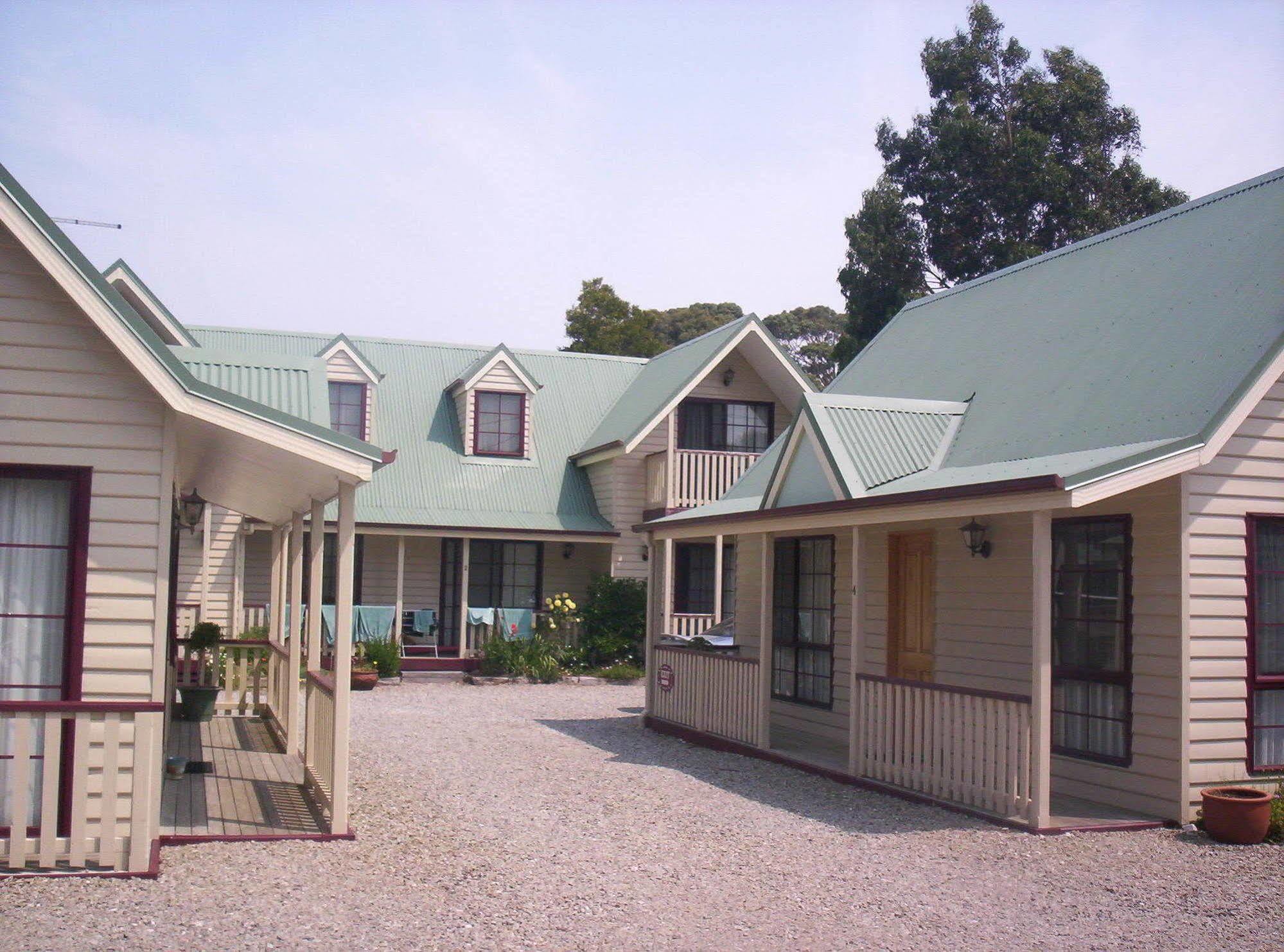 Kitty'S Cottages - Managed By Big4 Strahan Holiday Retreat المظهر الخارجي الصورة